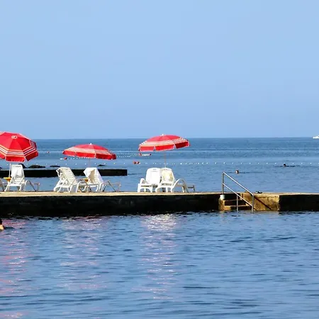 By The Sea - 6095 Umag