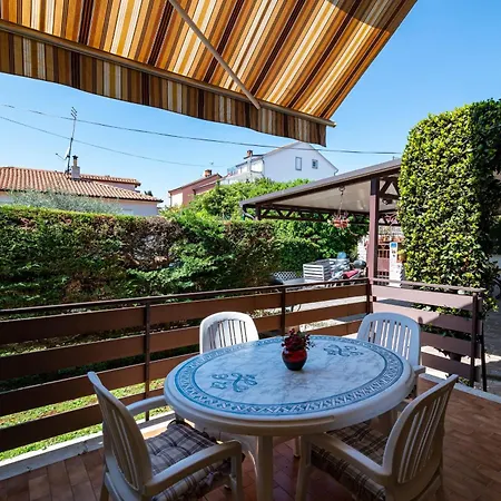 By The Sea - 6095 Apartman Umag